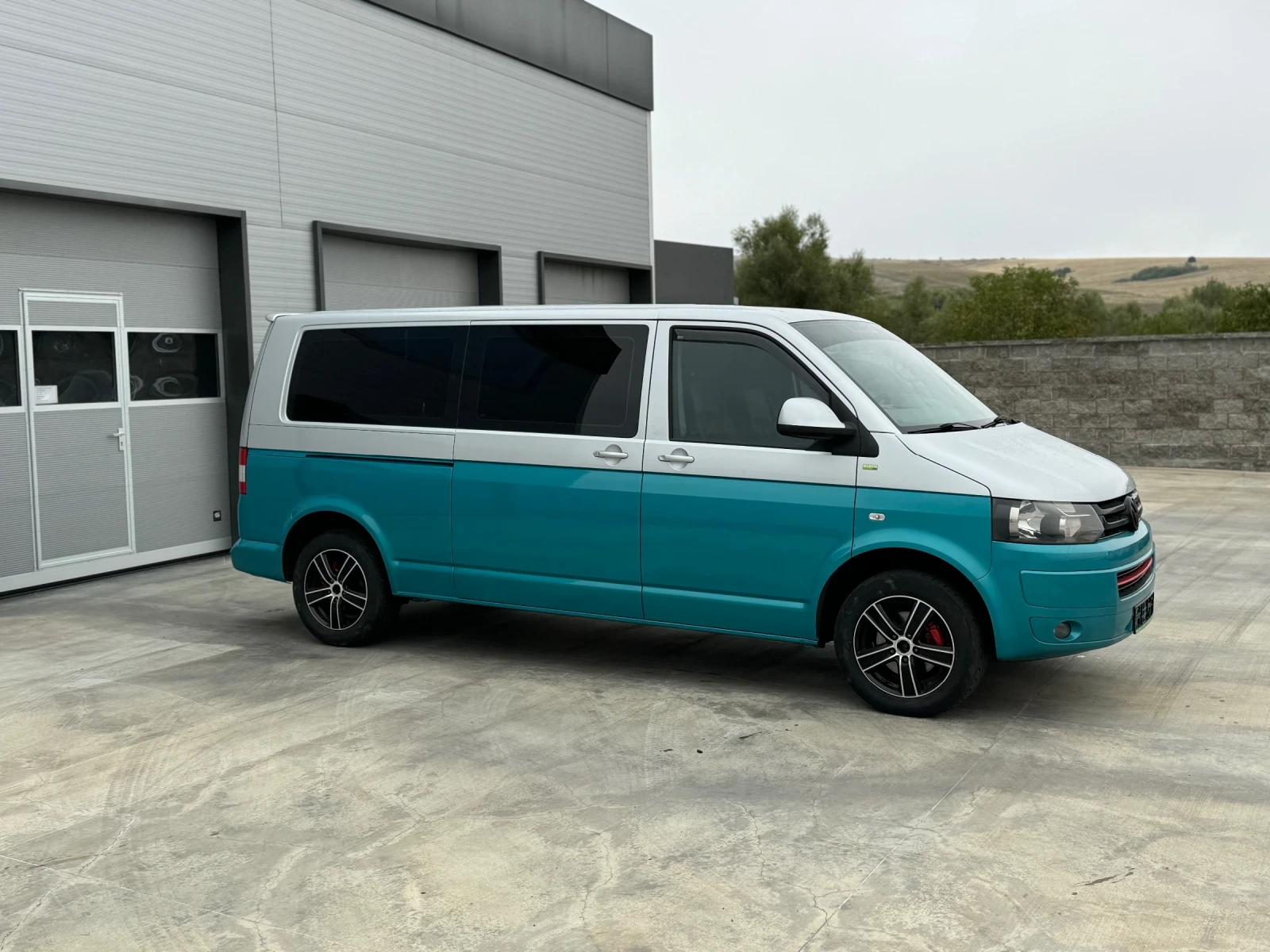 VW Transporter 2.0 TDi DSG - изображение 4