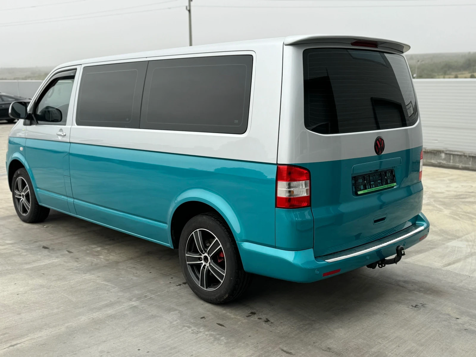 VW Transporter 2.0 TDi DSG - изображение 6