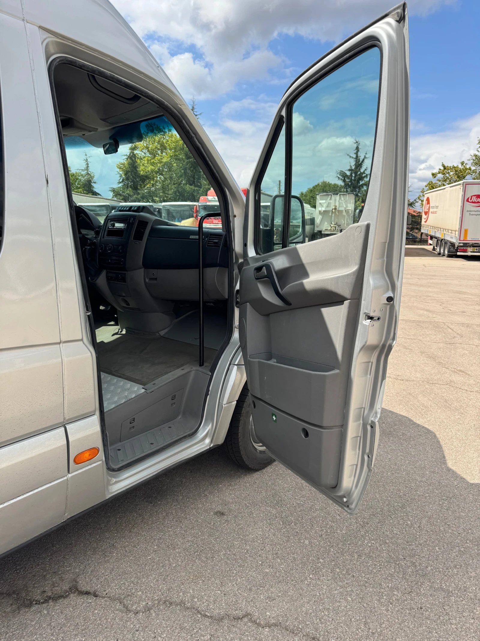 Mercedes-Benz Sprinter 515 Cdi klima 20+ 1 - изображение 5