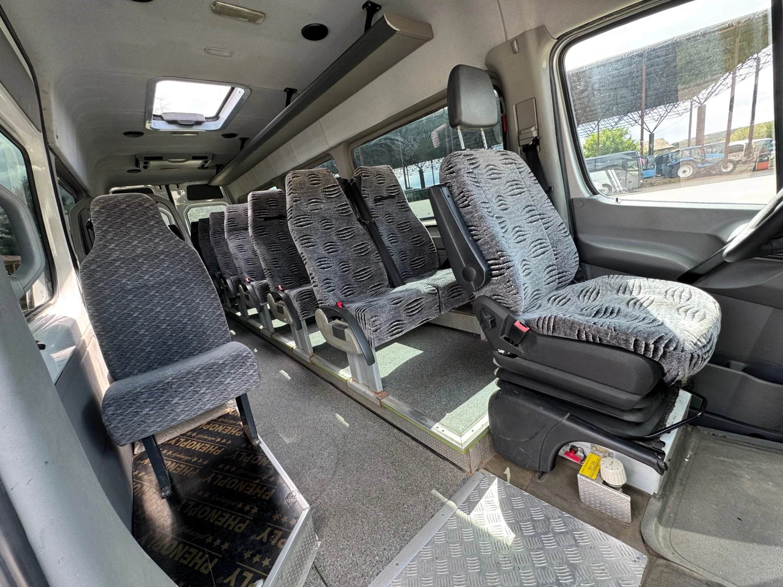 Mercedes-Benz Sprinter 515 Cdi klima 20+ 1 - изображение 9