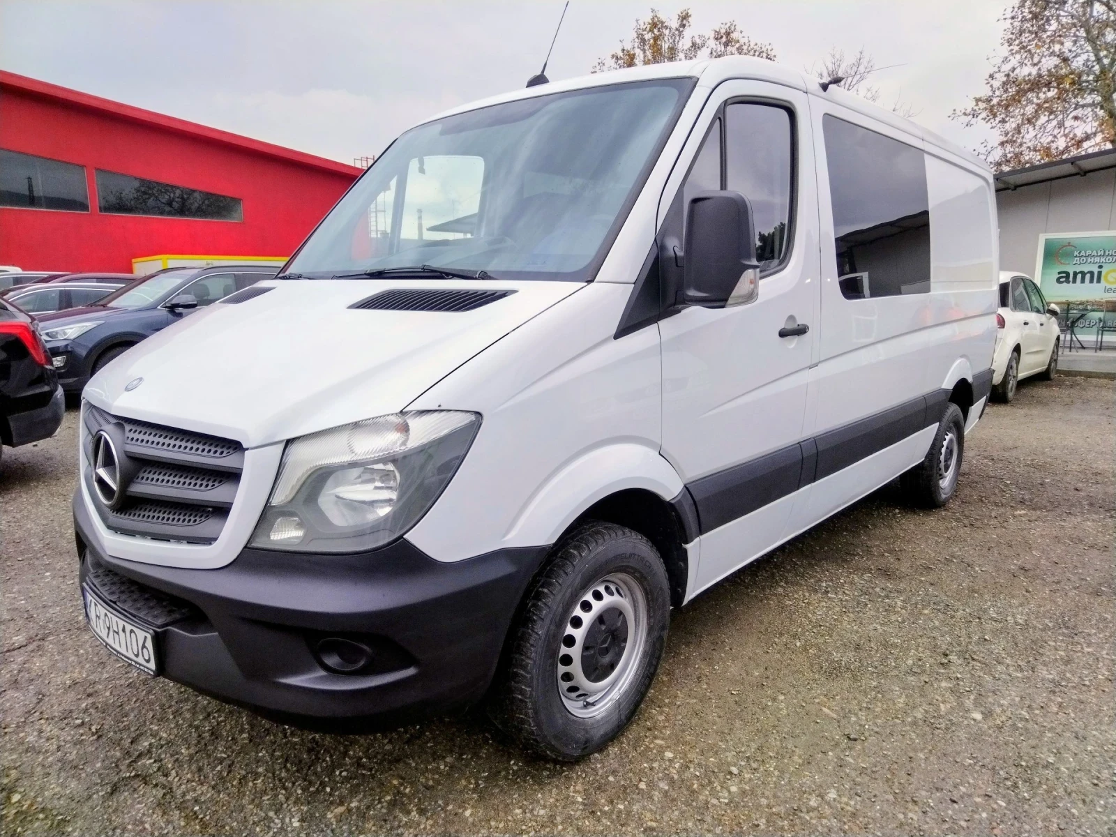 Mercedes-Benz Sprinter 313, 9 места, 6 скорости, отделно товарно.  - изображение 3