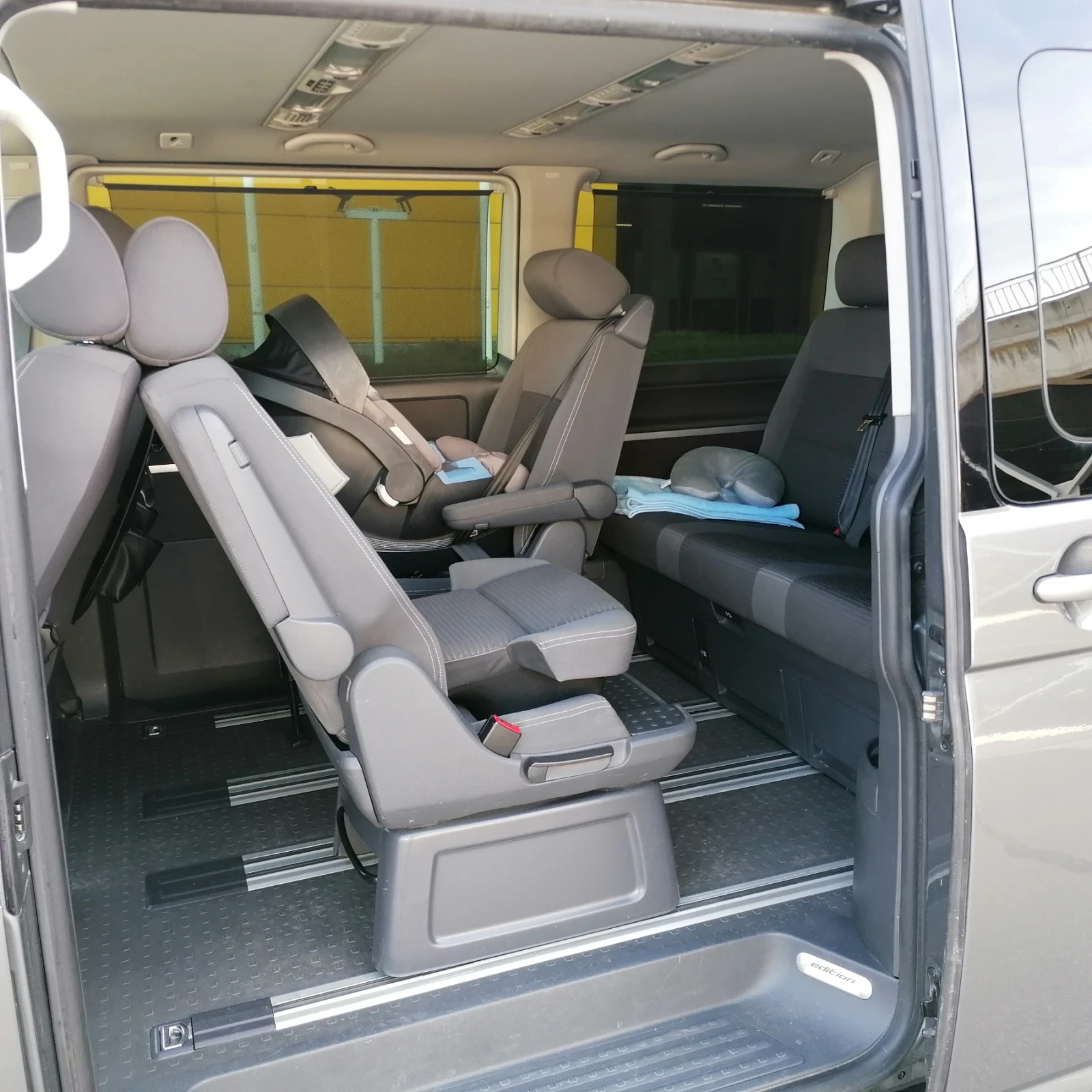 VW Multivan, снимка 6 - Бусове и автобуси - 54407177