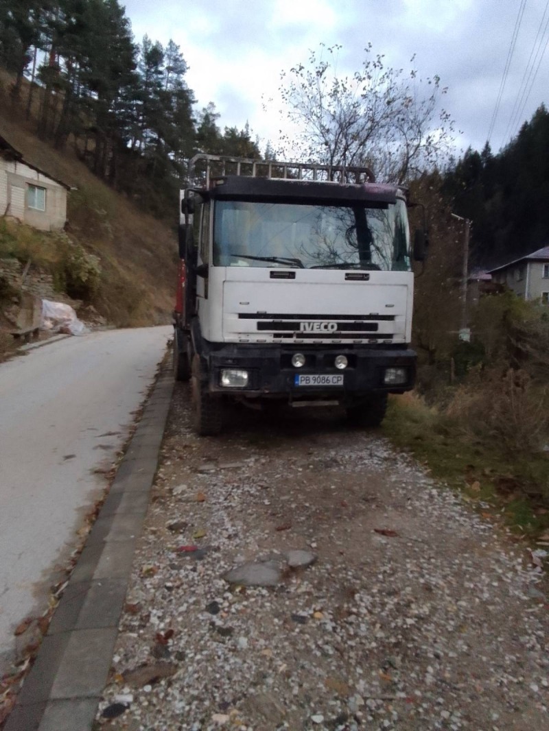 Iveco Trakker 26E30, снимка 1 - Камиони - 46385132