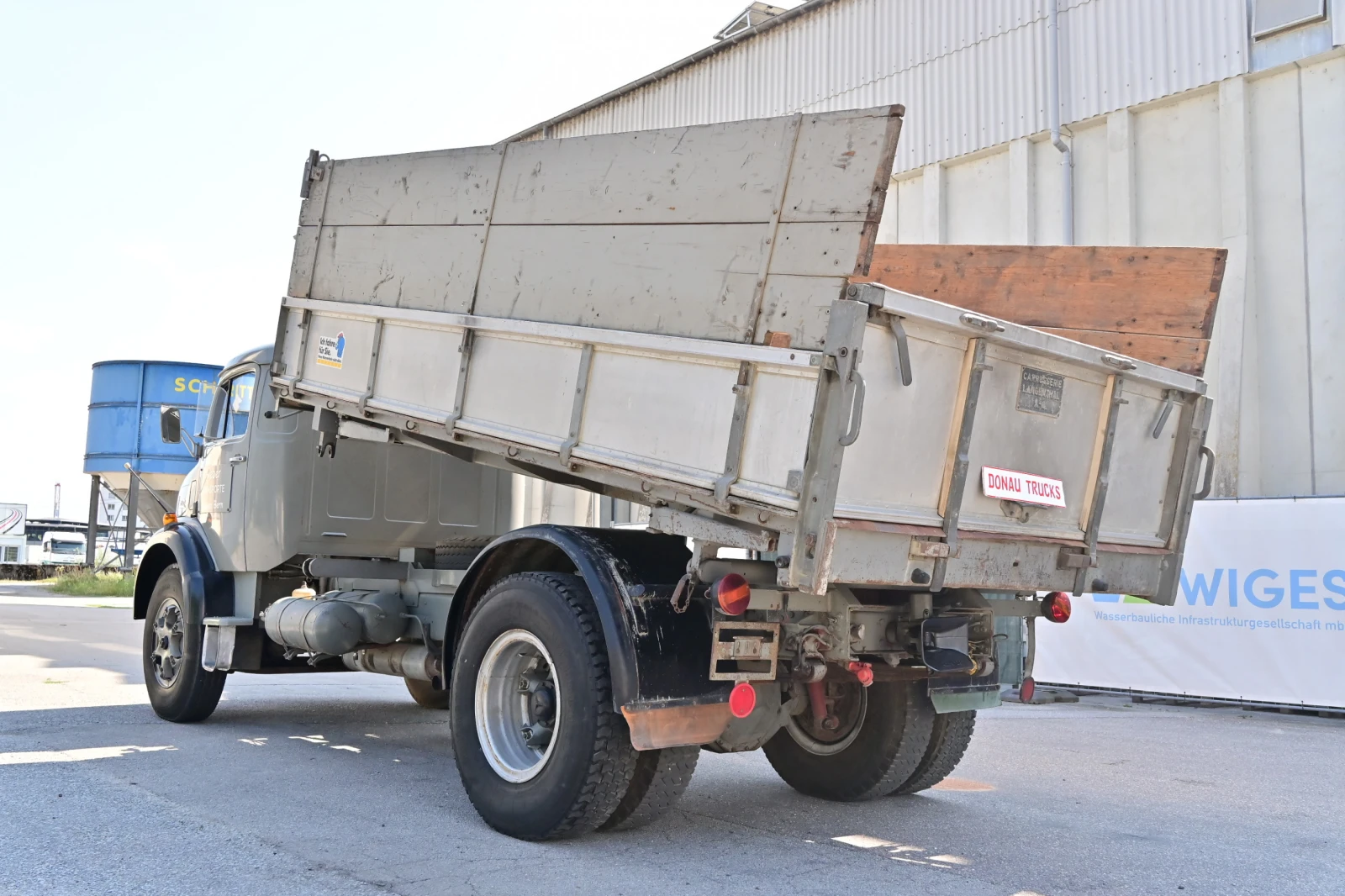 Mercedes-Benz 1517 Колекционерски, снимка 4 - Камиони - 55321389