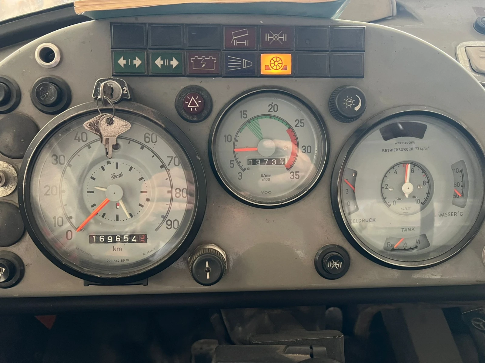 Mercedes-Benz 1517 Колекционерски, снимка 7 - Камиони - 55321389