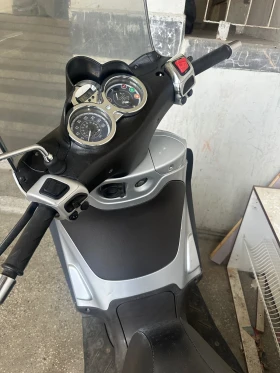 Piaggio Beverly 250, снимка 6