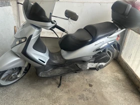 Piaggio Beverly 250, снимка 2