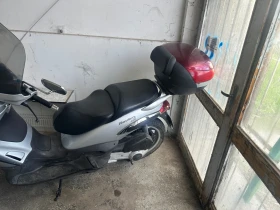 Piaggio Beverly 250, снимка 7