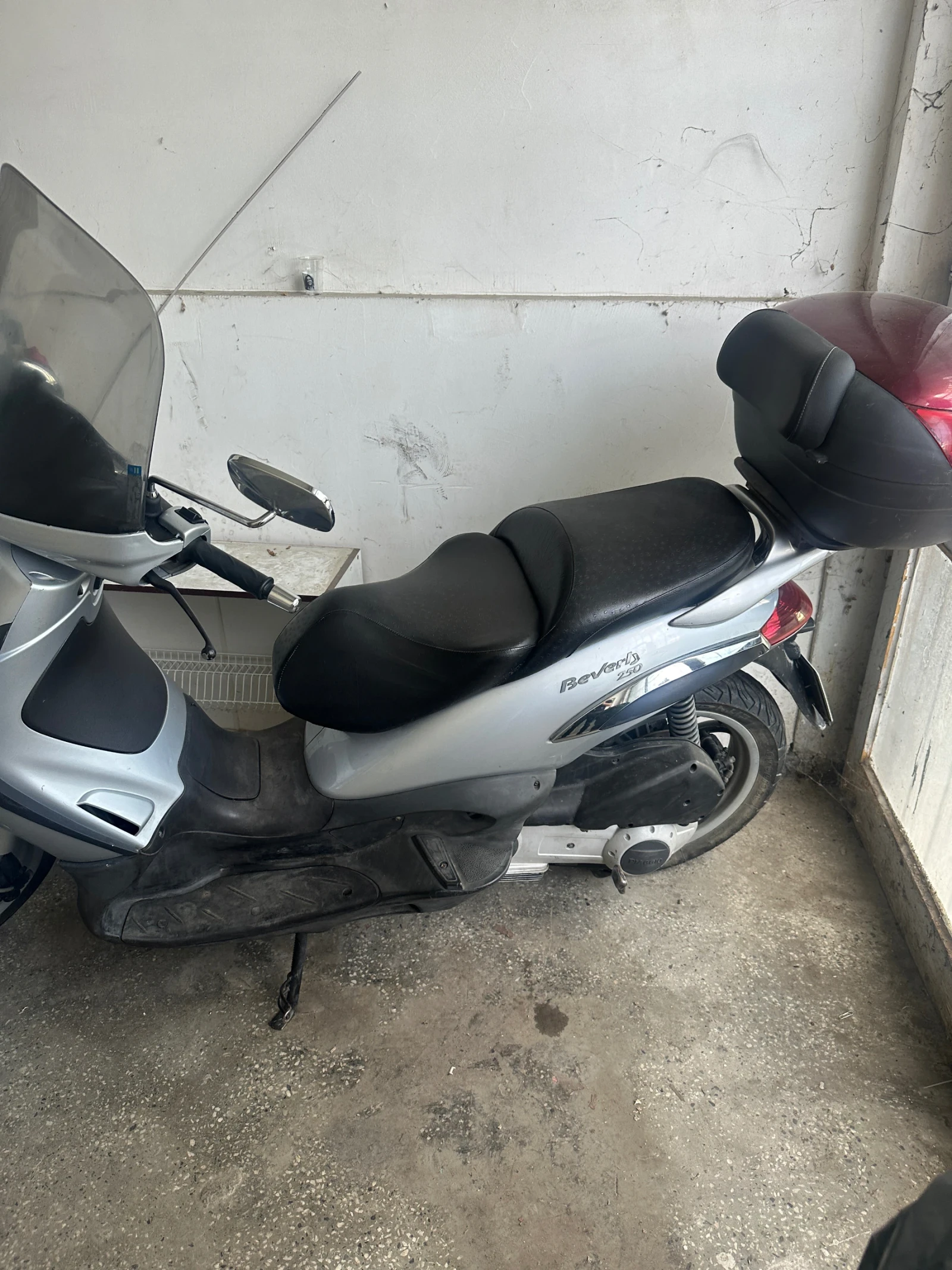 Piaggio Beverly 250, снимка 10 - Мотоциклети и мототехника - 54158617