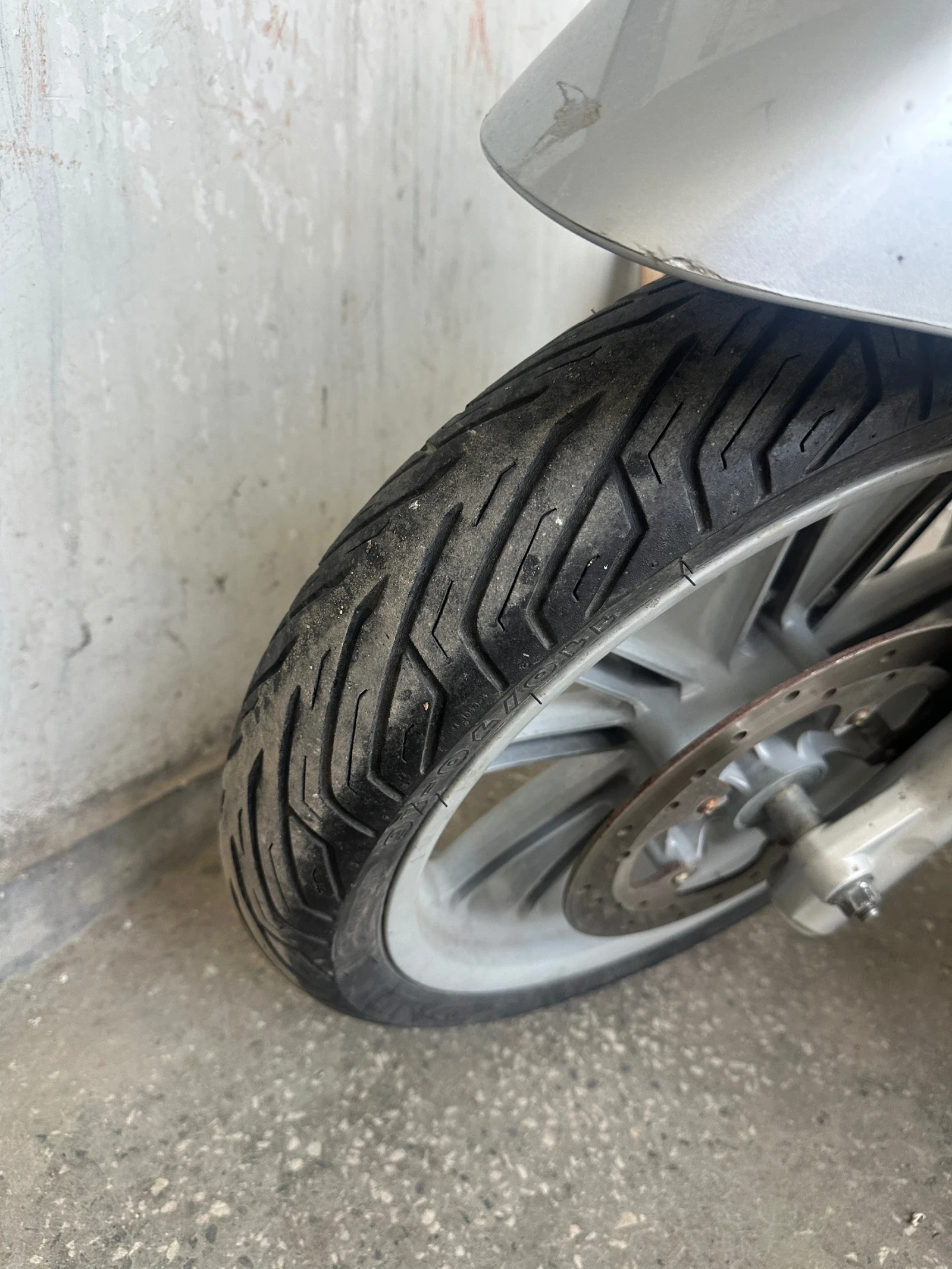 Piaggio Beverly 250, снимка 5 - Мотоциклети и мототехника - 54158617