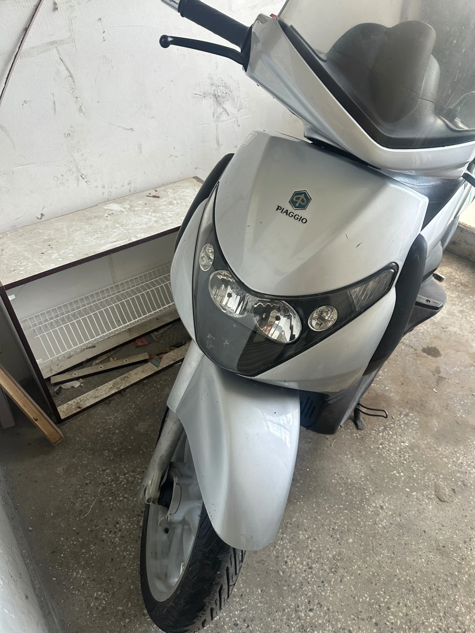 Piaggio Beverly 250, снимка 3 - Мотоциклети и мототехника - 54158617