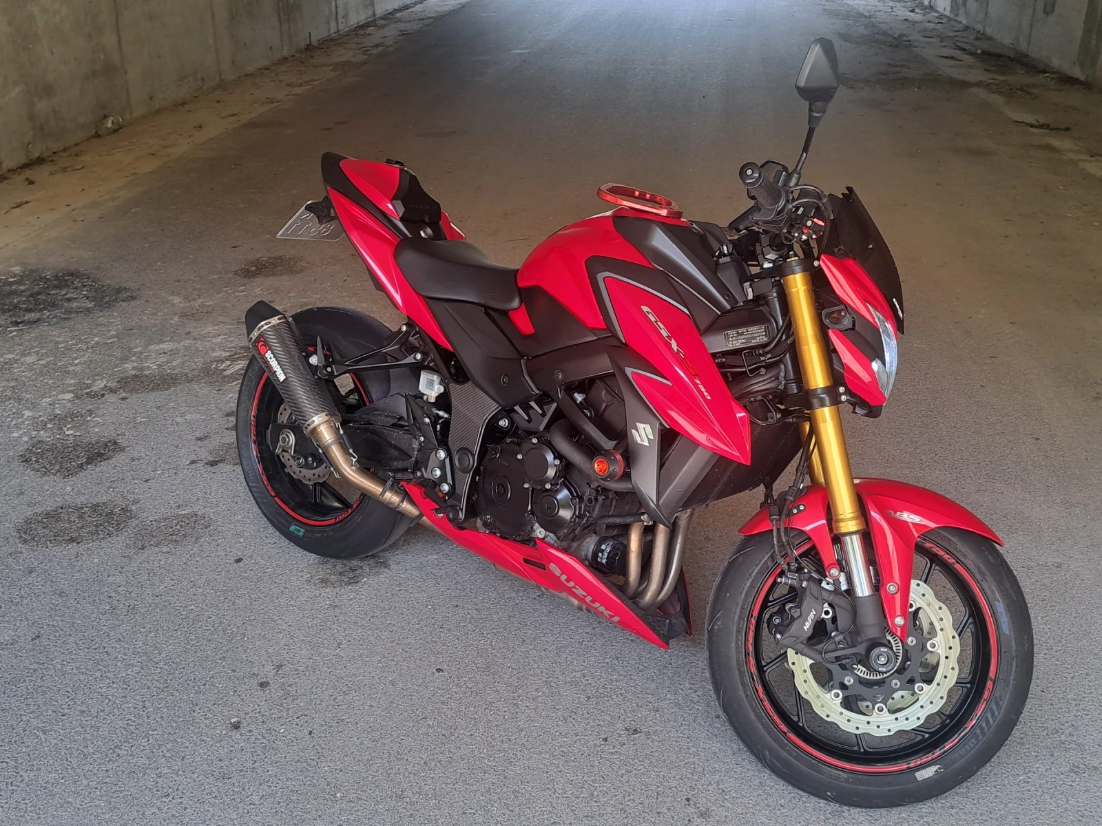 Suzuki Gsx 750S