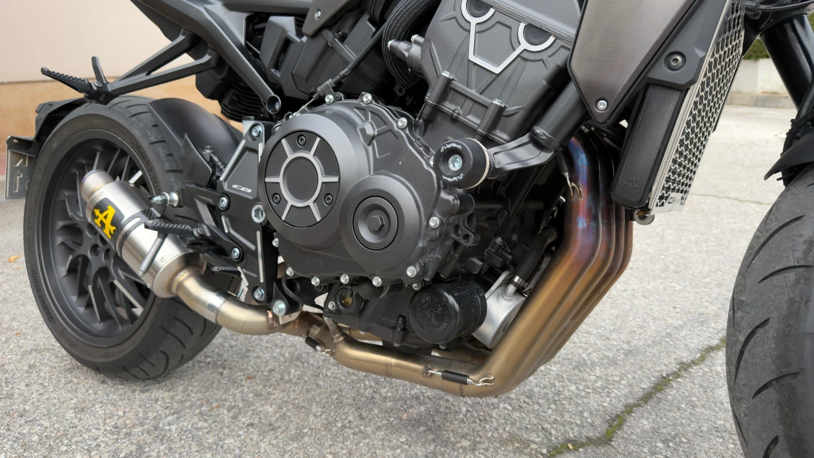 Honda Cb 1000R Black Edition, снимка 7 - Мотоциклети и мототехника - 56656546