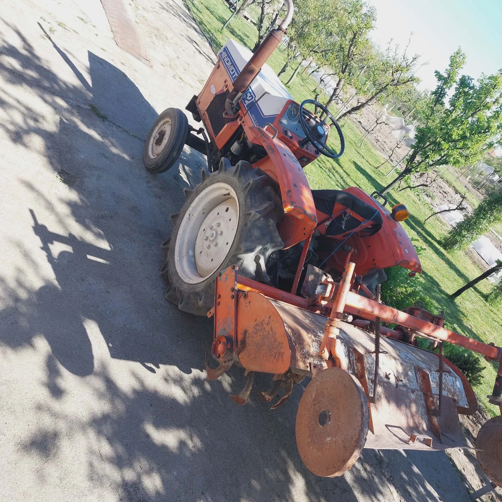 Трактор Hinomoto Е152, снимка 5 - Селскостопанска техника - 54382952