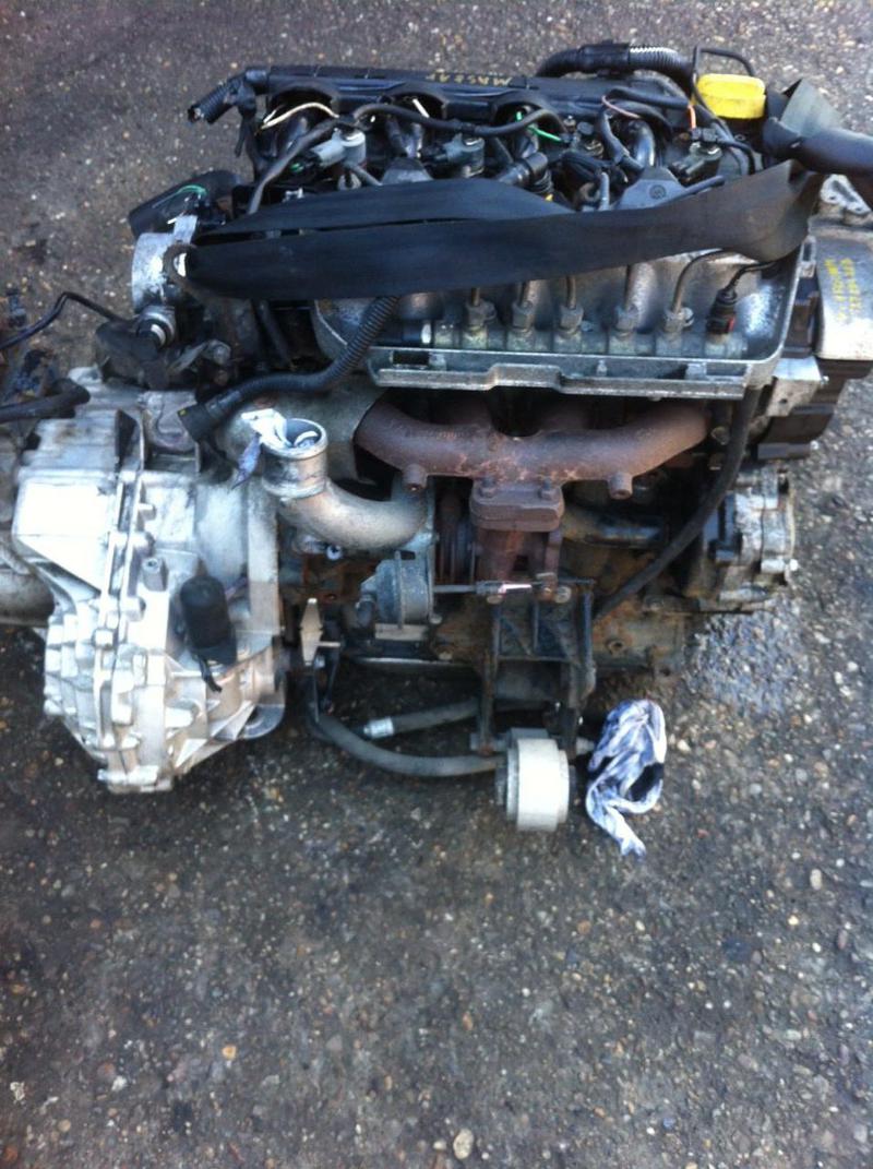 Двигател за Renault Master, снимка 1 - Части - 14923466