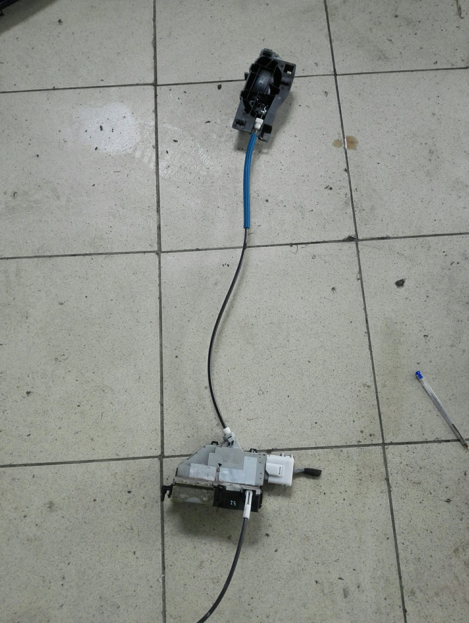      407  (9) | Mobile.bg   1