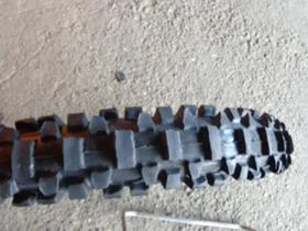 Гуми, снимка 4