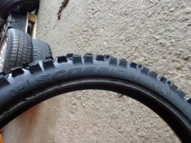 Гуми, снимка 7