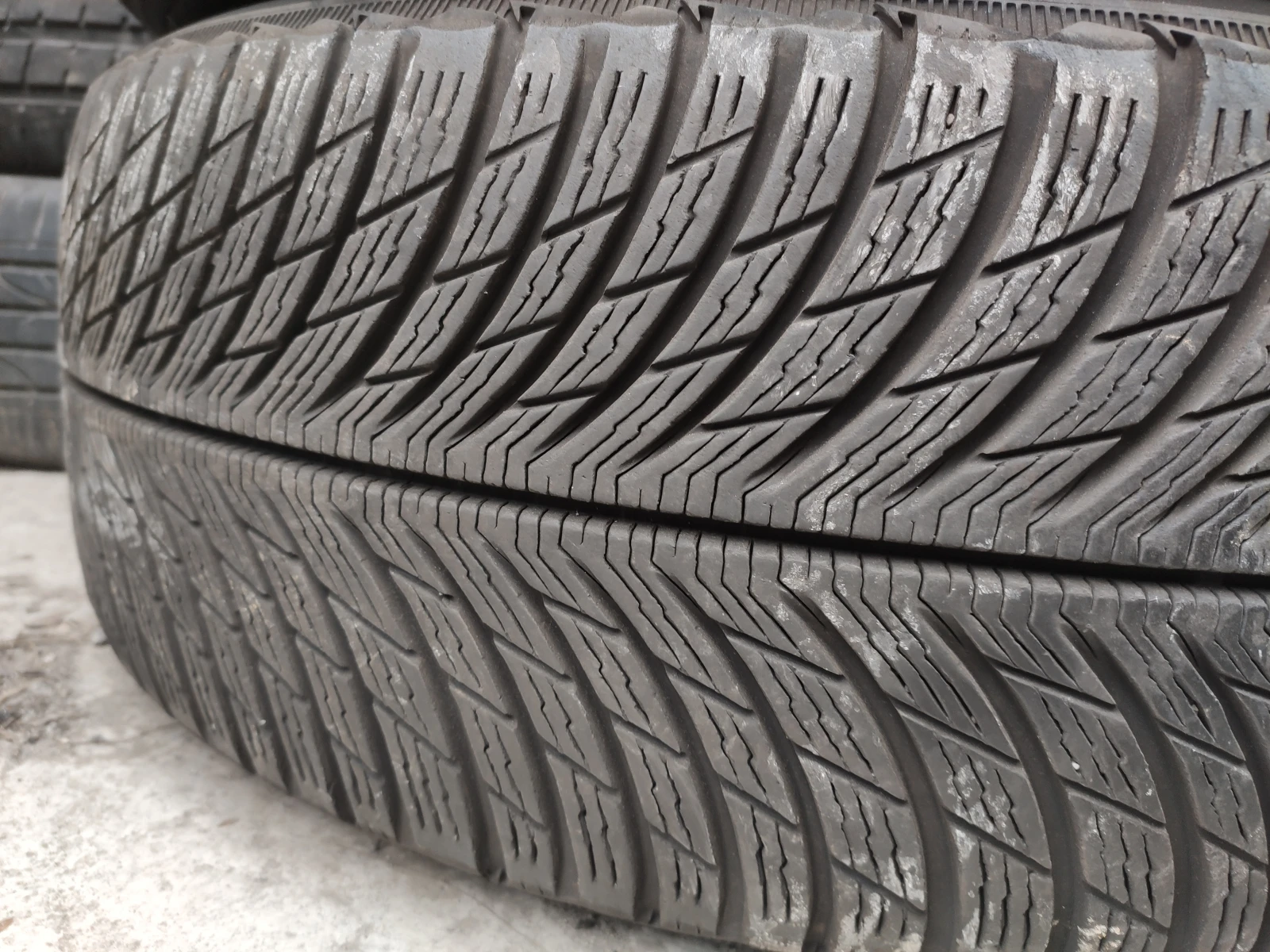  235/55R19 | Mobile.bg   4