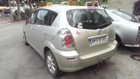 Toyota Corolla verso 2.0D4D, снимка 1