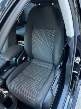 VW Golf  6  1.6 TDI - 3100 € / 6063.07 лв. - 77051551 7