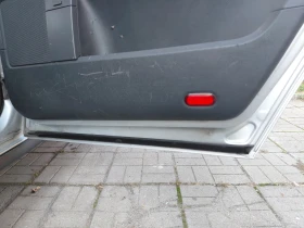 VW Sharan 1.9 TDI 116 к.с, снимка 6 - Автомобили и джипове - 53649990