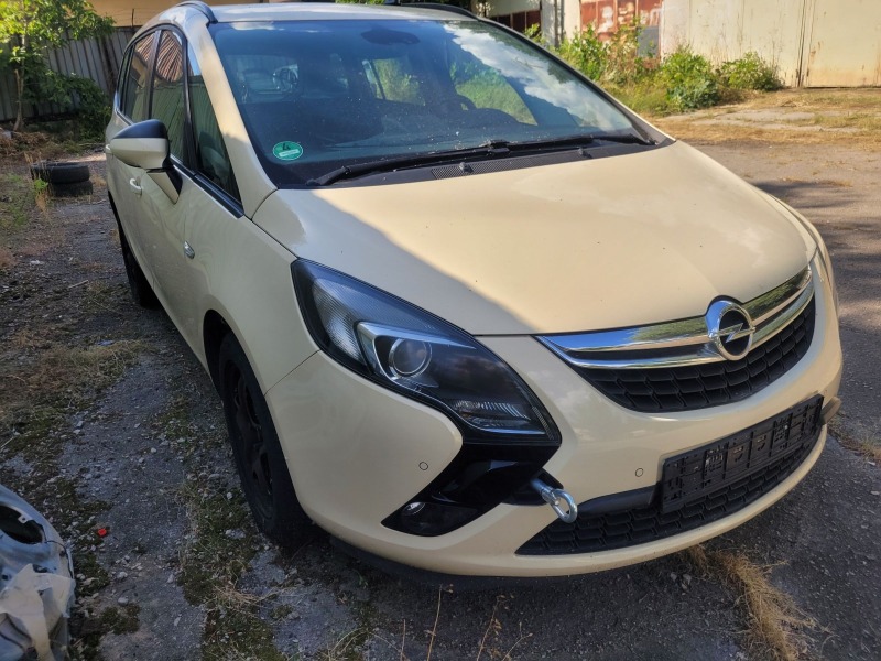 Opel Zafira 2.0 на части, снимка 3 - Автомобили и джипове - 46185603