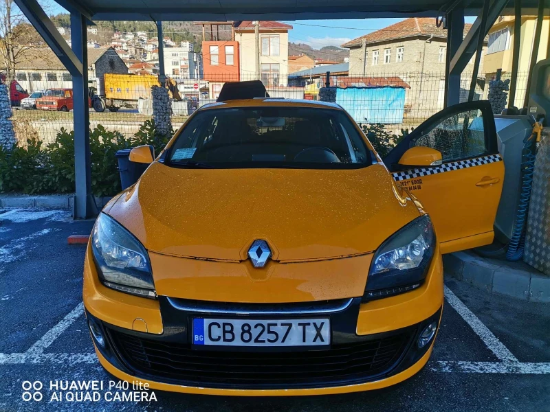 Renault Megane, снимка 2 - Автомобили и джипове - 47236349