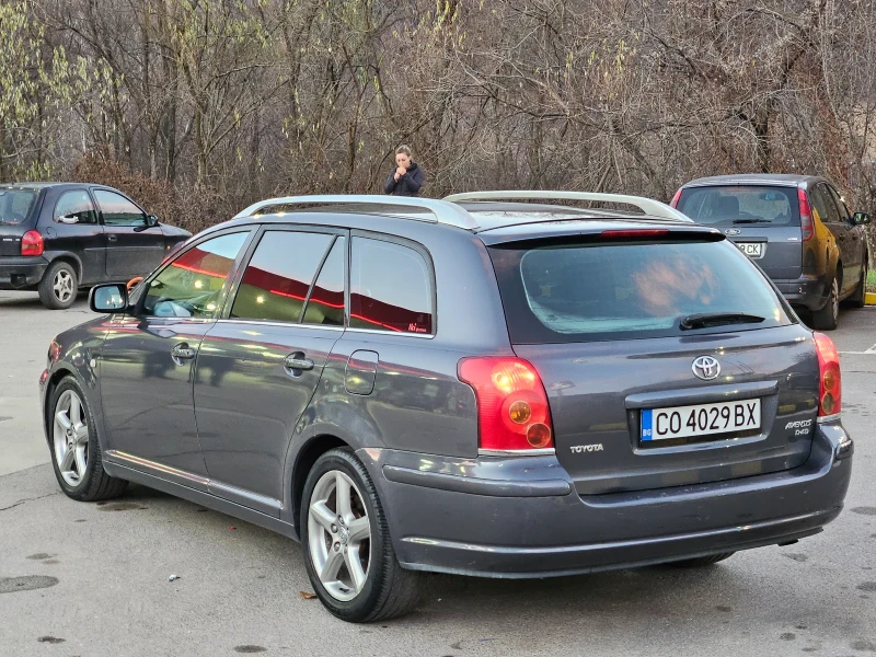 Toyota Avensis, снимка 4 - Автомобили и джипове - 48382421