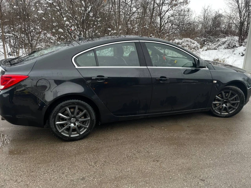 Opel Insignia, снимка 14 - Автомобили и джипове - 48679989