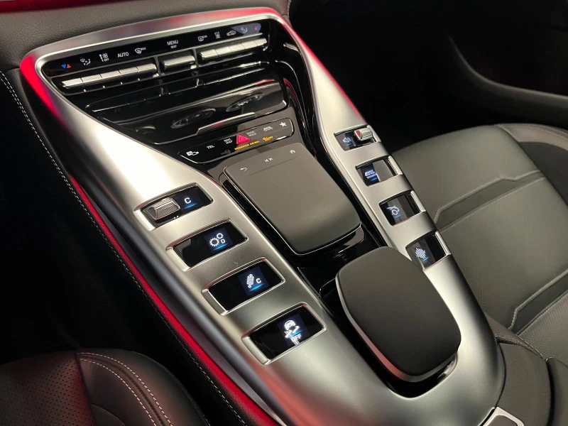 Mercedes-Benz AMG GT 63S E-PERFORMANCE/CERAMIC/DYNAMIC/NIGHT/BURM/MAGNO, снимка 9 - Автомобили и джипове - 51414783