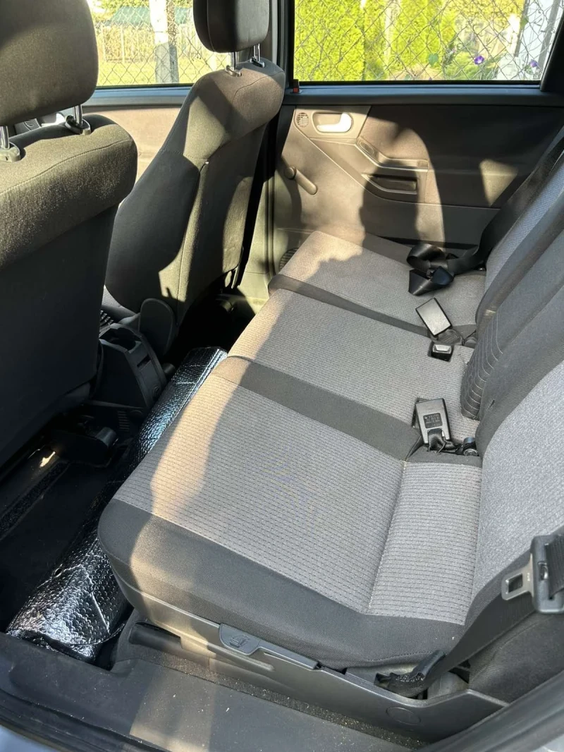 Opel Meriva 1.6, снимка 8 - Автомобили и джипове - 51942372