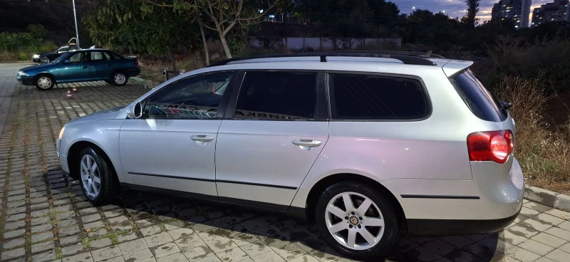 VW Passat, снимка 4 - Автомобили и джипове - 51946919