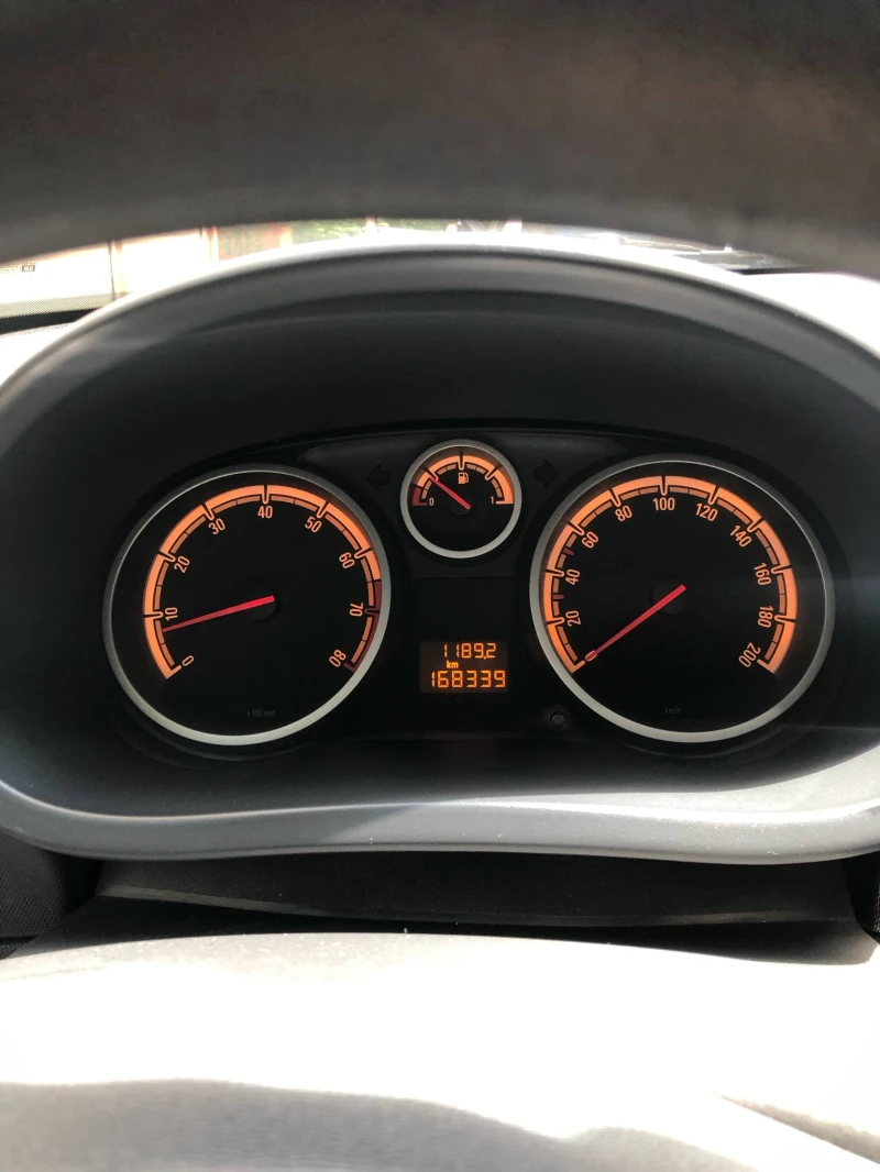 Opel Corsa, снимка 5 - Автомобили и джипове - 52788259