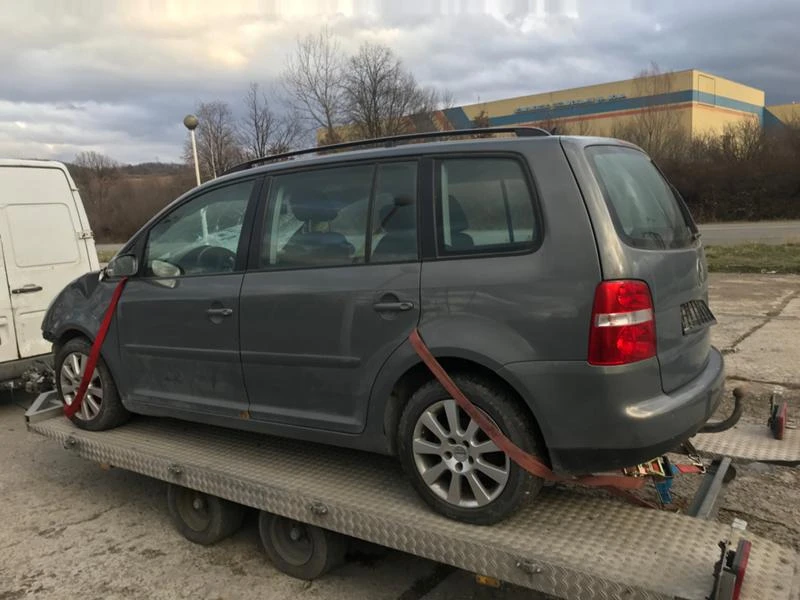 VW Touran 2.0 TDI - изображение 4