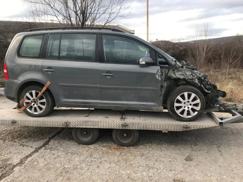 VW Touran 2.0 TDI - изображение 2