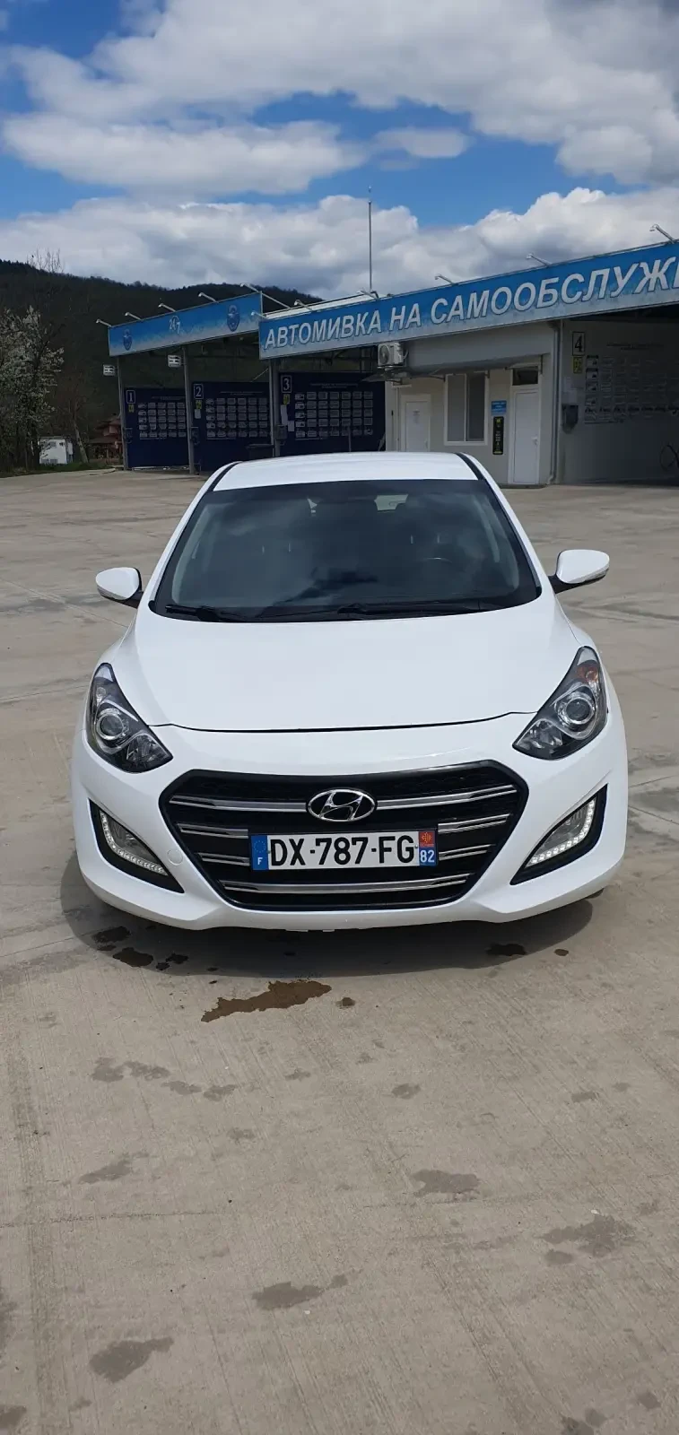 Hyundai I30 Hyundai i30 1.6CRDI  Facelift, снимка 8 - Автомобили и джипове - 54296204
