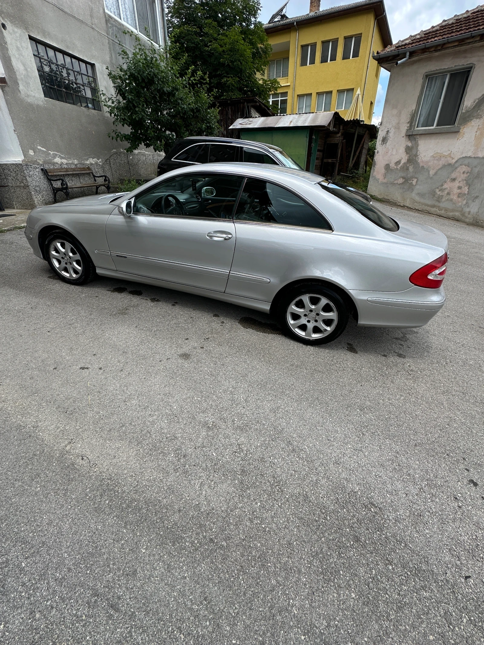Mercedes-Benz CLK 240 - изображение 4