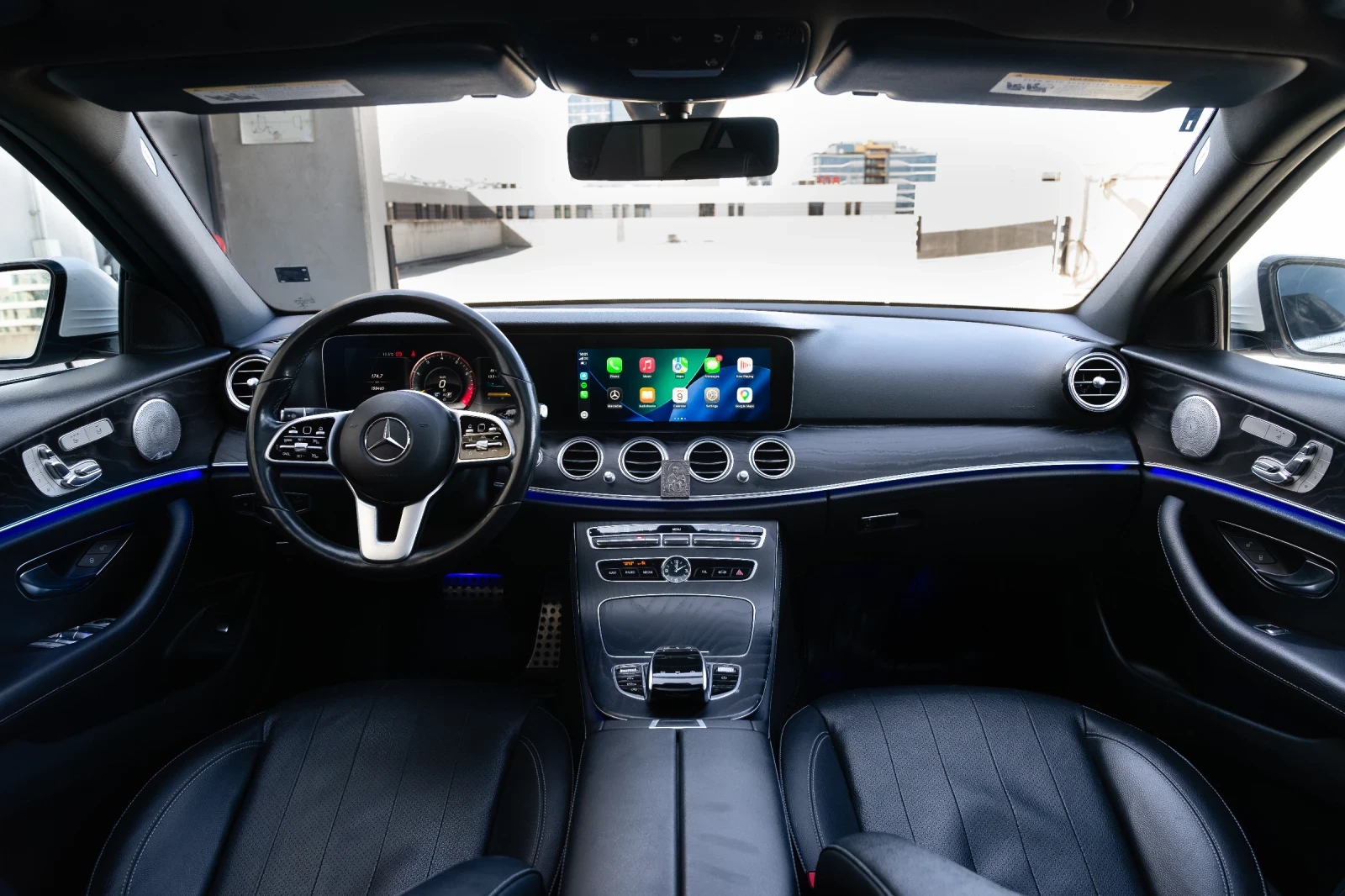 Mercedes-Benz E 300 4 matic, снимка 14 - Автомобили и джипове - 53819885