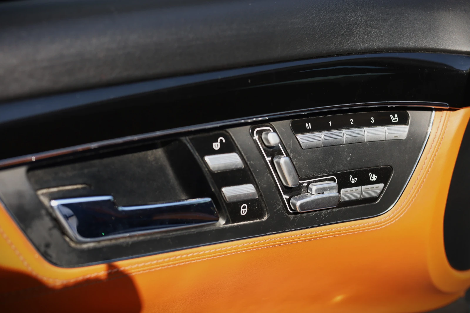 Mercedes-Benz S 500 4-matic Designo-бяла перла!, снимка 13 - Автомобили и джипове - 54253813