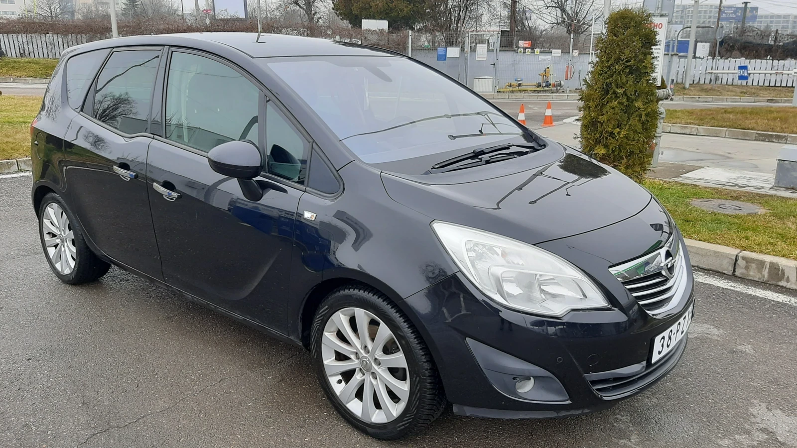 Opel Meriva 1.4 като нова