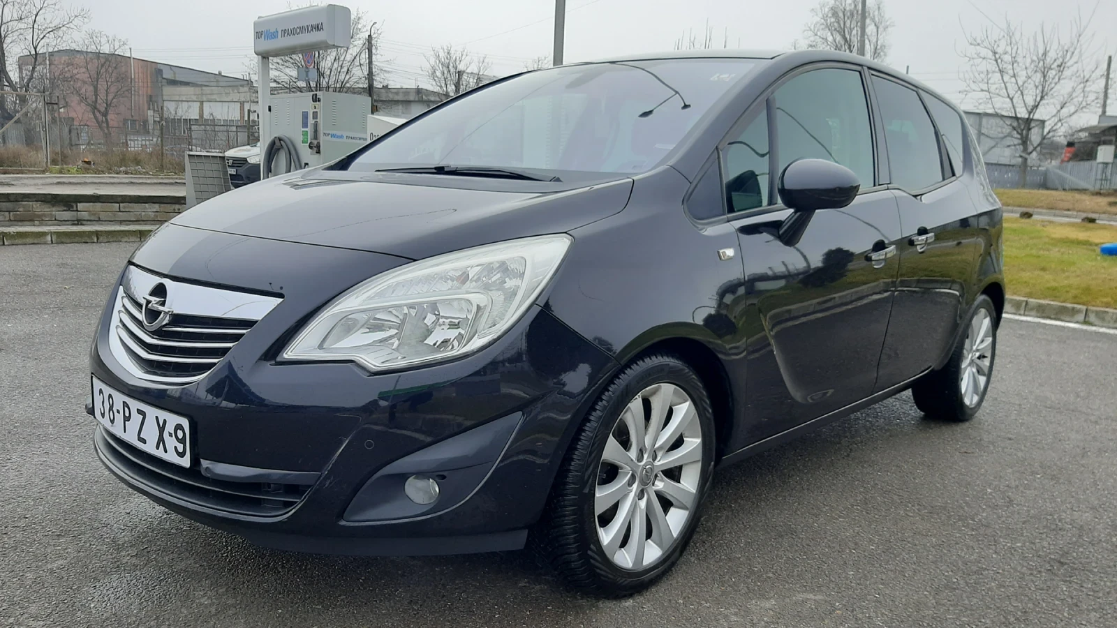 Opel Meriva 1.4 като нова, снимка 4 - Автомобили и джипове - 54318942