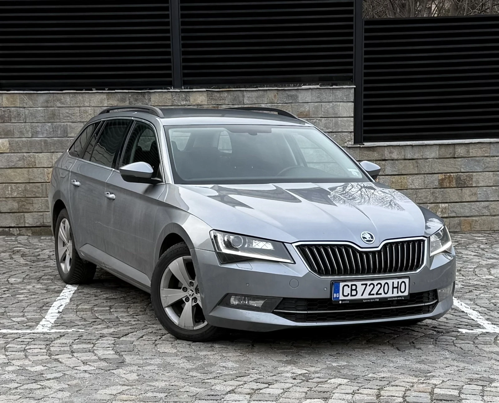 Skoda Superb 2.0TDI 190kc 4x4 automatic 2017 , снимка 2 - Автомобили и джипове - 54658137