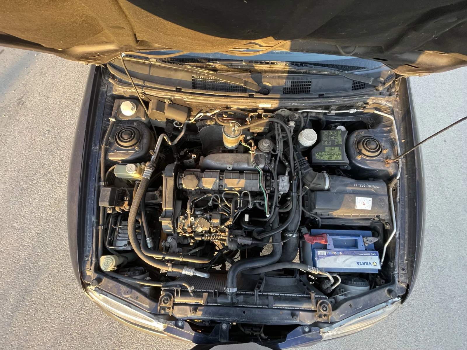 Mitsubishi Carisma, снимка 10 - Автомобили и джипове - 54731879