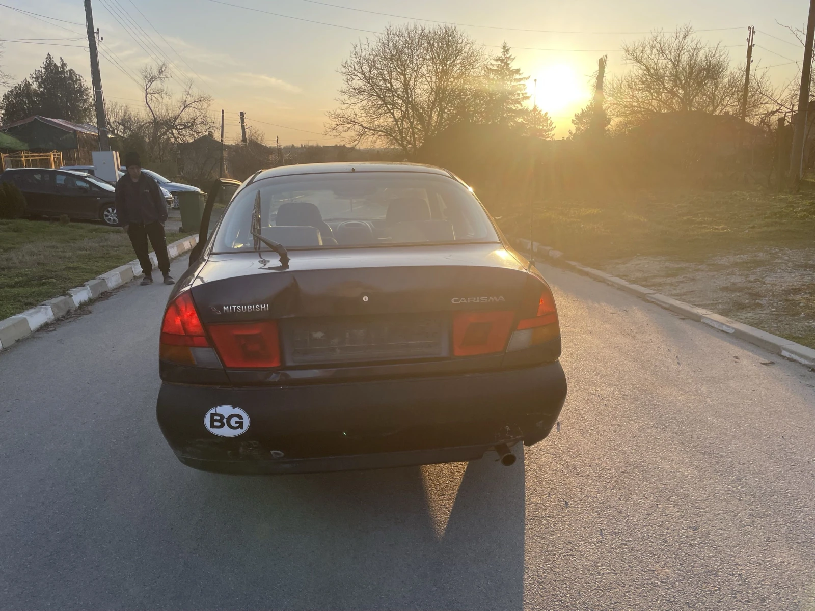 Mitsubishi Carisma, снимка 3 - Автомобили и джипове - 54731879
