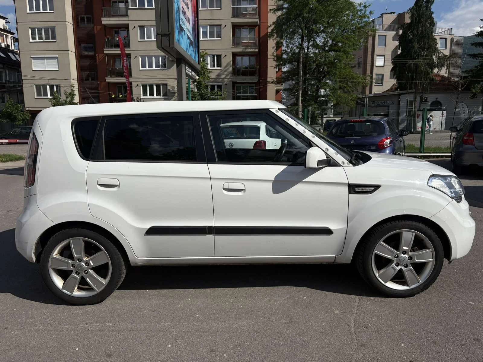Kia Soul 1.6 BENZ, снимка 3 - Автомобили и джипове - 54777579