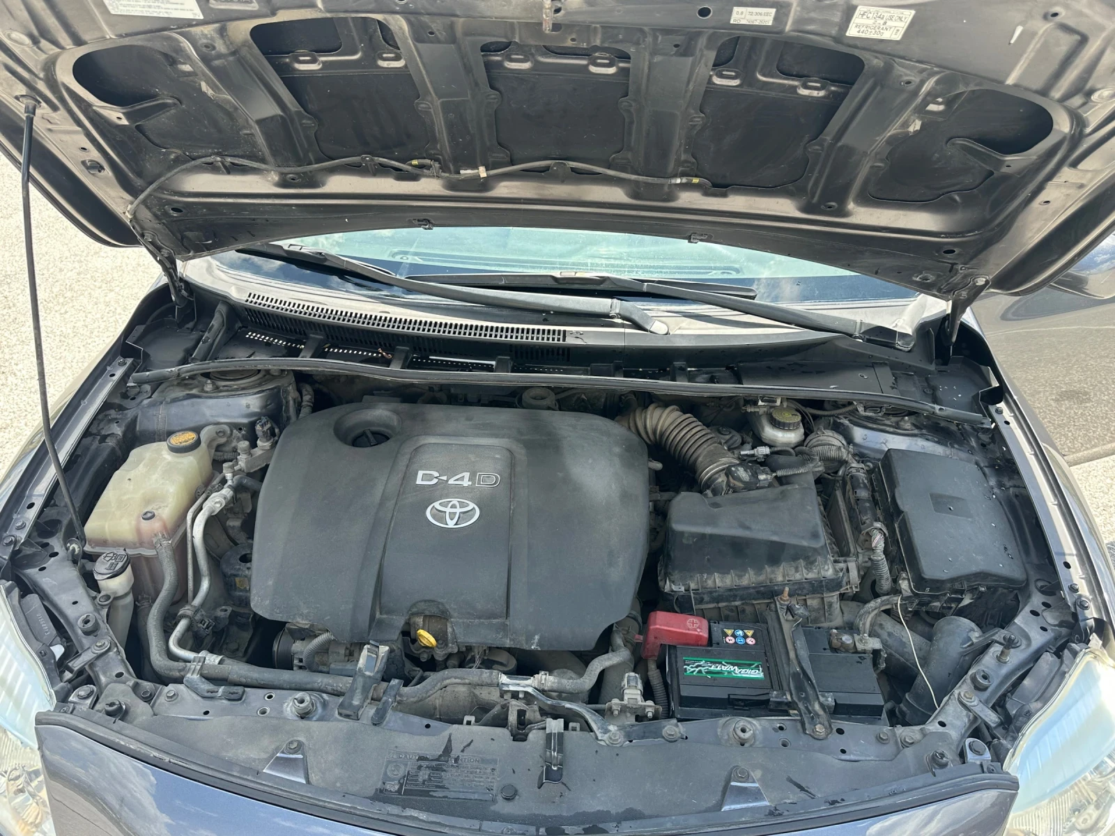 Toyota Corolla 1.4 D-4D, снимка 3 - Автомобили и джипове - 54980804