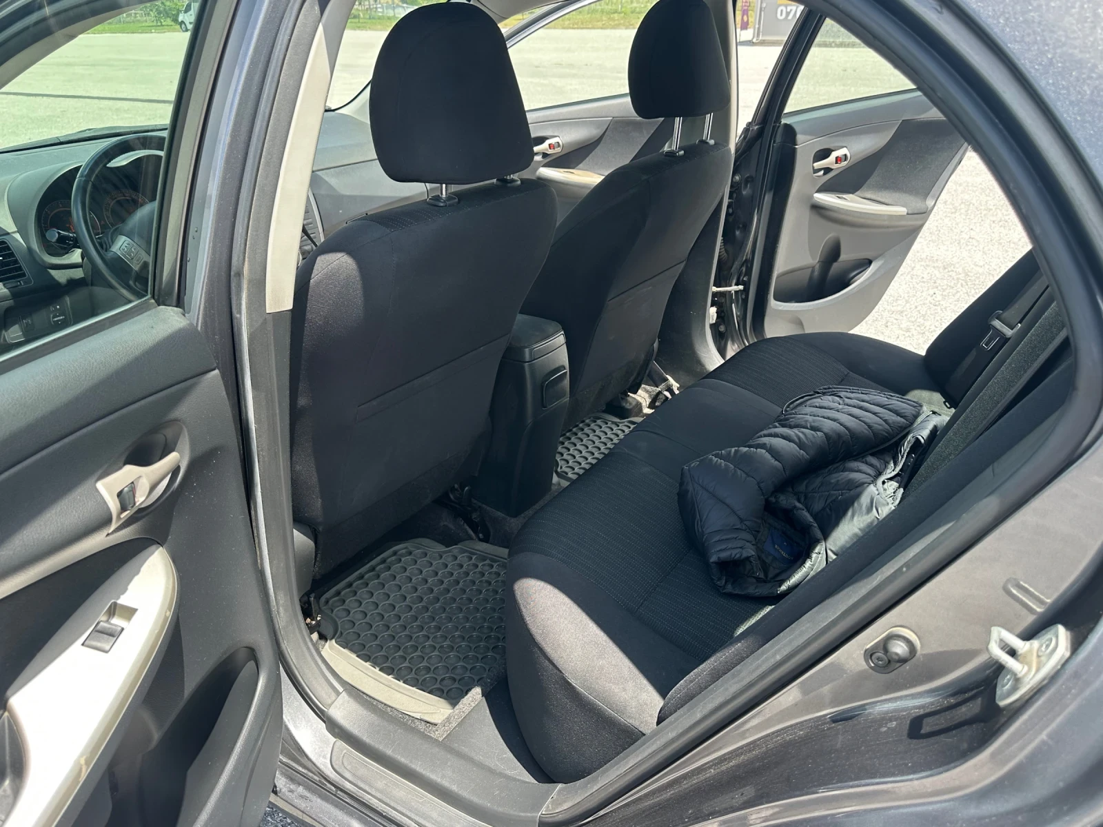 Toyota Corolla 1.4 D-4D, снимка 6 - Автомобили и джипове - 54980804