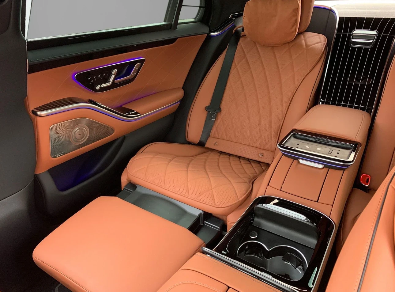 Mercedes-Benz S 580, снимка 13 - Автомобили и джипове - 55631879