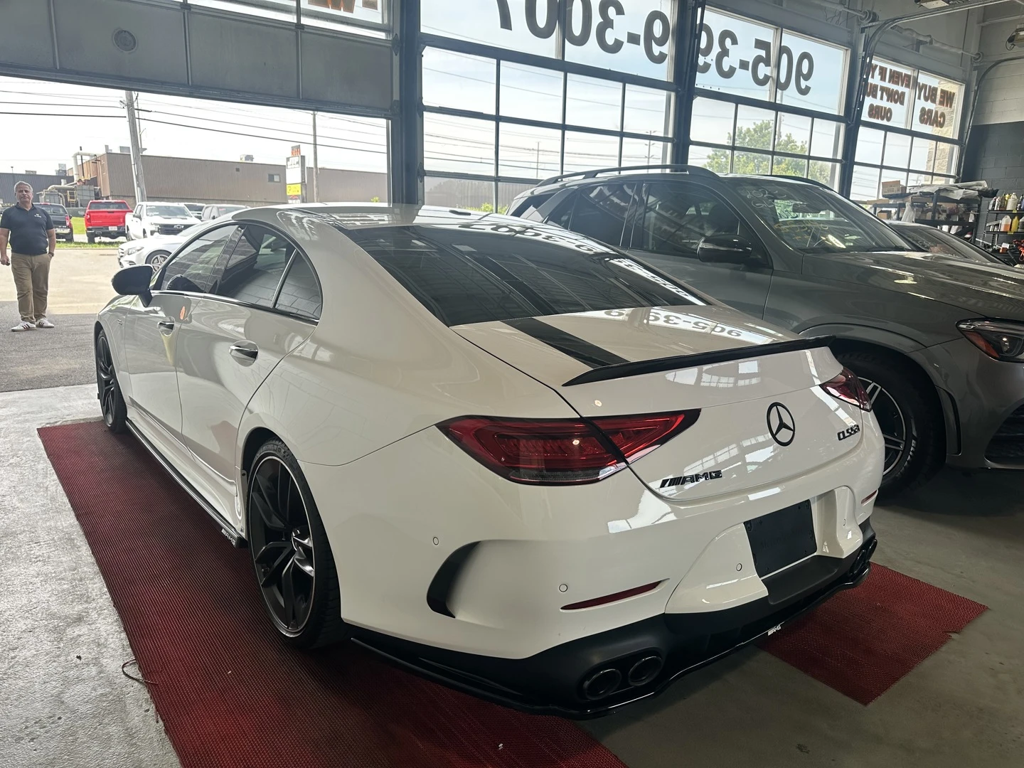 Mercedes-Benz CLS 53 AMG Burmester* Обдувхане* Масаж* Пано* Carbon* 360, снимка 6 - Автомобили и джипове - 56070813